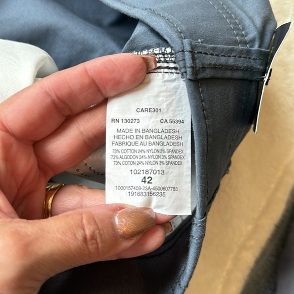 Men’s Lee Performance Series Extreme Motion Cargo shorts - size 42 blue/gray NWT - Picture 7 of 11